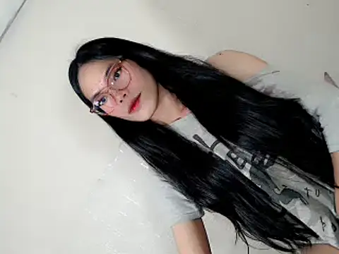 Urhotfucking veronica1 online show from 03-26-26, 01:28