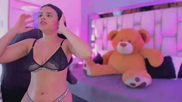 LunaVera21 online show from 02-04-26, 10:15