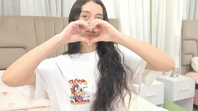 Snapshot of isabella_nowa chatting on 04-10-26, 11:59 isabella nowa online show from 04-10-26, 11:59