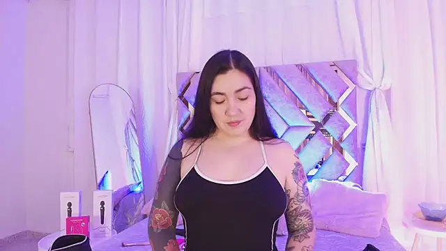 KathiaJenner online show from 06-17-26, 11:12