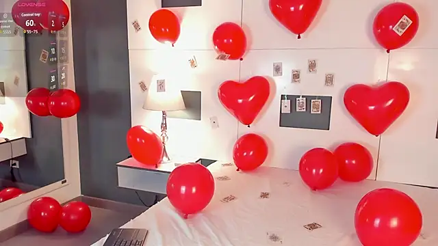 LinaSalas online show from 02-07-26, 07:06