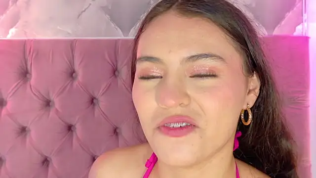 Gabby-Sweet online show from 06-27-26, 12:22