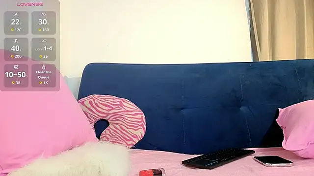 Snapshot of Samantha_Ros chatting on 04-13-26, 12:43 Samantha Ros online show from 04-13-26, 12:43