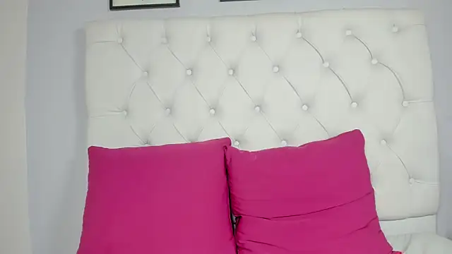 sweett eyes  online show from 03-09-26, 10:25