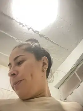 Cielo 13 online show from 03-24-26, 03:50