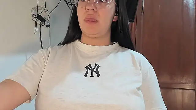 Danilui online show from 03-19-26, 02:04