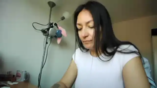 Yulian Milf online show from 02-23-26, 10:12