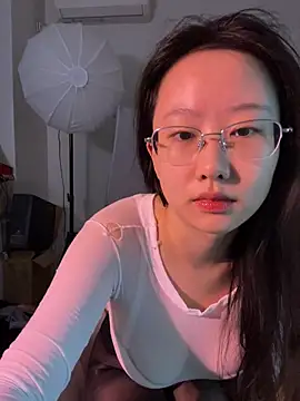 Snapshot of kaixin66 chatting on 06-18-26, 06:57 kaixin66 online show from 06-18-26, 06:57