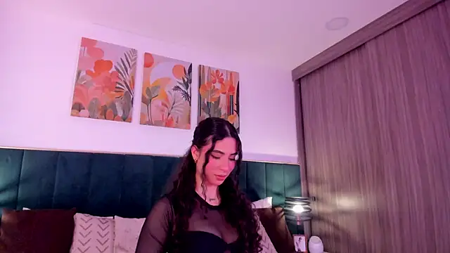 Snapshot of IrinaBlanc chatting on 03-04-26, 01:11 IrinaBlanc online show from 03-04-26, 01:11