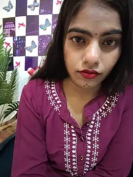 Snapshot of Alisha_Babyy chatting on 07-01-26, 02:57 Alisha Babyy online show from 07-01-26, 02:57