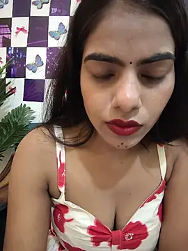 Snapshot of Alisha_Babyy chatting on 07-06-26, 08:22 Alisha Babyy online show from 07-06-26, 08:22