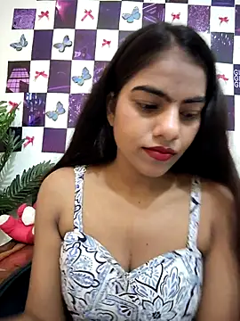 Snapshot of Alisha_Babyy chatting on 07-17-26, 02:40 Alisha Babyy online show from 07-17-26, 02:40