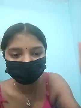 Snapshot of Pooja_67 chatting on 02-02-26, 09:19 Pooja 67 online show from 02-02-26, 09:19