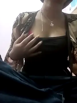 Snapshot of Pooja_67 chatting on 02-03-26, 07:35 Pooja 67 online show from 02-03-26, 07:35