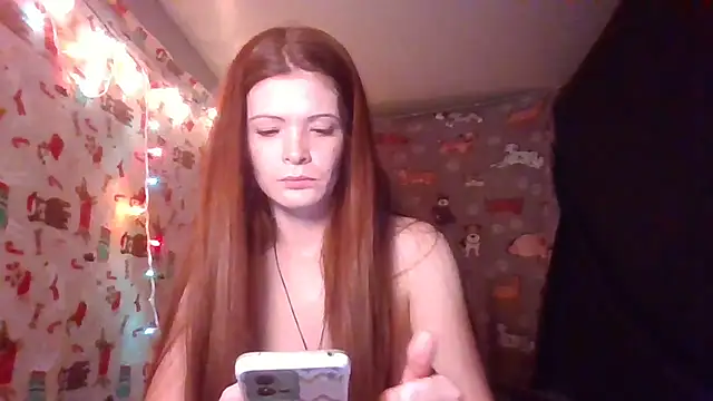 Snapshot of RidingHoodRed chatting on 01-19-26, 07:01 RidingHoodRed online show from 01-19-26, 07:01