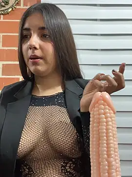 Snapshot of A-uroora chatting on 02-26-26, 07:18 A-uroora online show from 02-26-26, 07:18