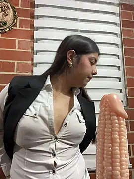 Snapshot of A-uroora chatting on 03-15-26, 09:59 A-uroora online show from 03-15-26, 09:59