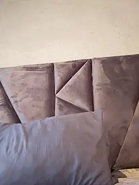 katrinavic23 online show from 03-23-26, 01:59