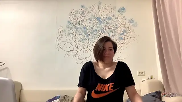 Snapshot of Elna_coolbyts chatting on 01-17-26, 05:27 Elna coolbyts online show from 01-17-26, 05:27