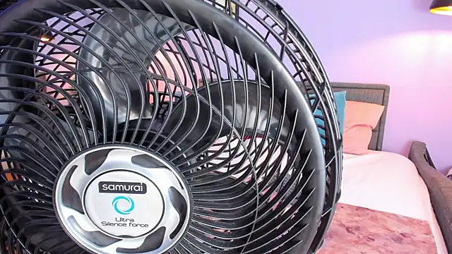 lanablacke  online show from 03-20-26, 05:18