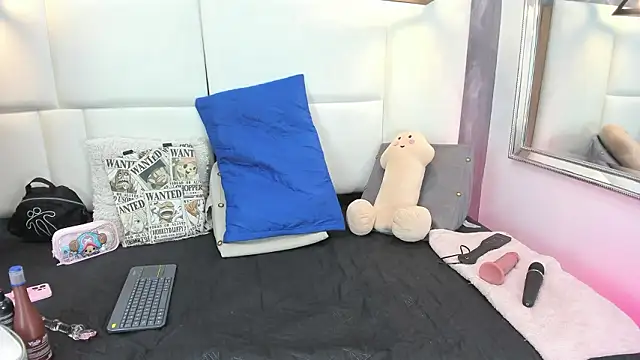 Martina armos online show from 02-12-26, 01:50