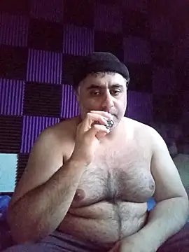 Snapshot of Bear_1985 chatting on 03-02-26, 04:58 Bear 1985 online show from 03-02-26, 04:58