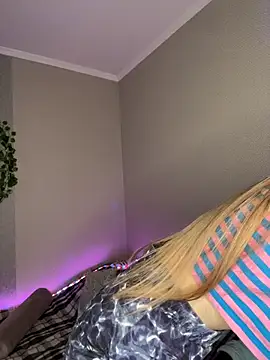 LillianHurd online show from 02-07-26, 01:20