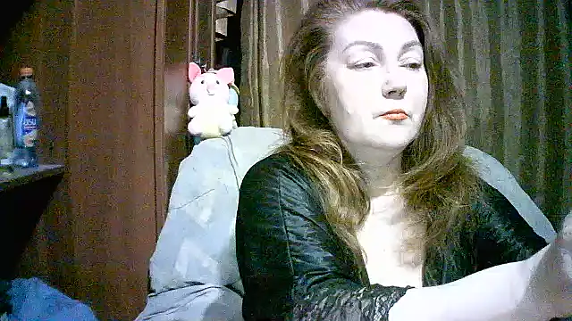 Russian Lara online show from 04-01-26, 02:47