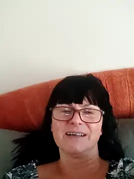 Snapshot of AliceSwan57 chatting on 07-20-26, 05:15 AliceSwan57 online show from 07-20-26, 05:15