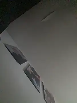 JuliaaVega online show from 05-08-26, 11:59