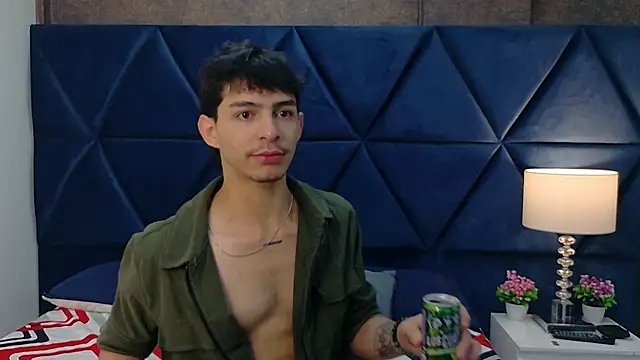 Logan Woods online show from 02-16-26, 08:16