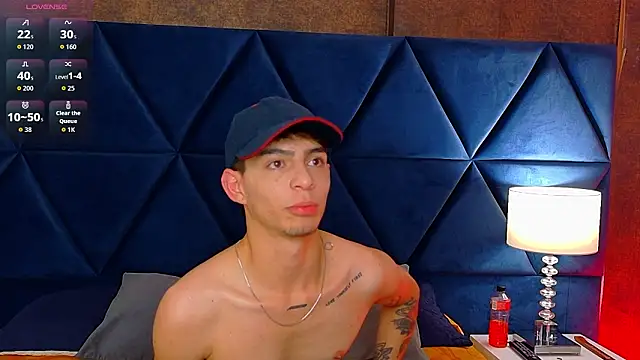 Logan Woods online show from 03-14-26, 05:35