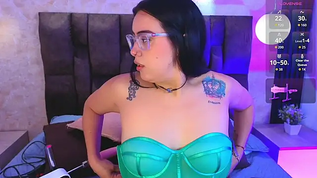 vicky grey online show from 03-11-26, 12:33