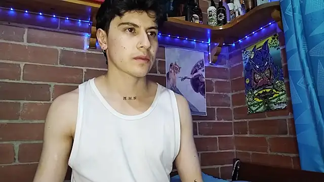 Snapshot of PaulDamico chatting on 03-10-26, 10:20 PaulDamico online show from 03-10-26, 10:20