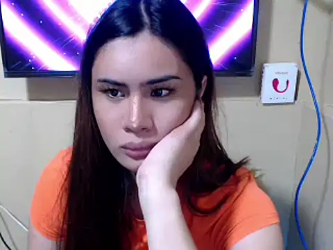 Snapshot of Wild_DanicaX chatting on 04-14-26, 01:44 Wild DanicaX online show from 04-14-26, 01:44