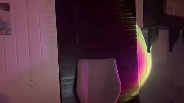 xopeachybaby online show from 04-24-26, 09:45