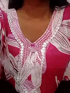 Snapshot of Ayesha_Khan1 chatting on 04-10-26, 10:20 Ayesha Khan1 online show from 04-10-26, 10:20