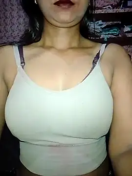 Snapshot of Ayesha_Khan1 chatting on 04-15-26, 10:54 Ayesha Khan1 online show from 04-15-26, 10:54