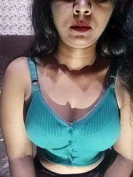 Snapshot of Ayesha_Khan1 chatting on 04-16-26, 10:34 Ayesha Khan1 online show from 04-16-26, 10:34