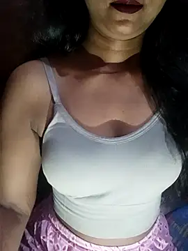 Snapshot of Ayesha_Khan1 chatting on 04-25-26, 12:57 Ayesha Khan1 online show from 04-25-26, 12:57