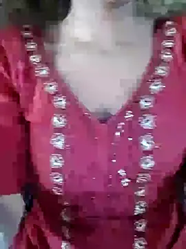 Snapshot of Ayesha_Khan1 chatting on 05-17-26, 05:38 Ayesha Khan1 online show from 05-17-26, 05:38