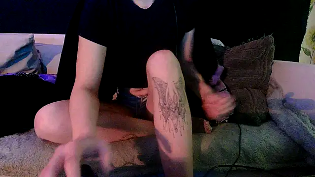 R0xxyFoxxy online show from 02-05-26, 04:50