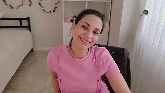 LovelyBeatrice online show from 05-12-26, 11:29