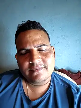 Snapshot of THONETE chatting on 04-19-26, 12:54 THONETE online show from 04-19-26, 12:54