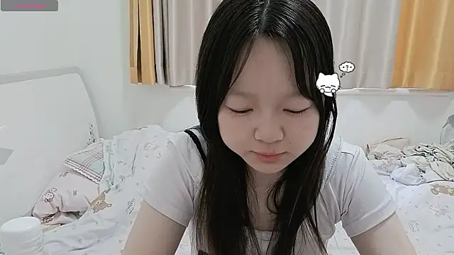 Snapshot of weiwei4999 chatting on 03-06-26, 07:05 weiwei4999 online show from 03-06-26, 07:05