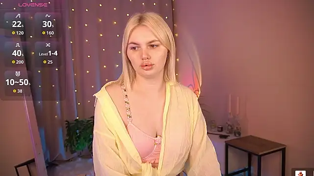 Snapshot of AmeliaWeells chatting on 03-18-26, 03:53 AmeliaWeells online show from 03-18-26, 03:53