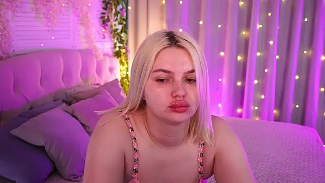 AmeliaWeells online show from 05-08-26, 04:07