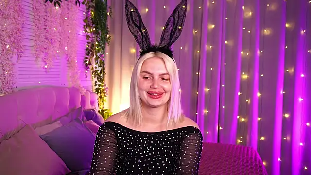 AmeliaWeells online show from 06-19-26, 02:38