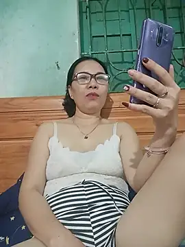 Nuna 689 online show from 06-19-26, 01:59