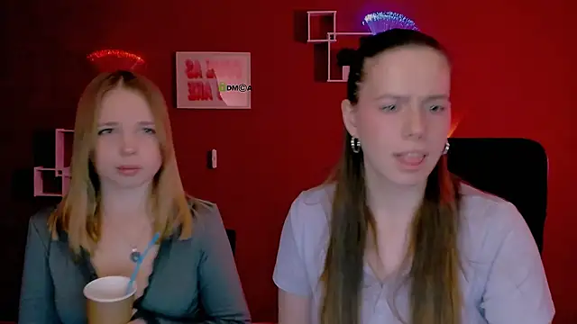 Snapshot of lumi_soft chatting on 03-06-26, 08:55 lumi soft online show from 03-06-26, 08:55